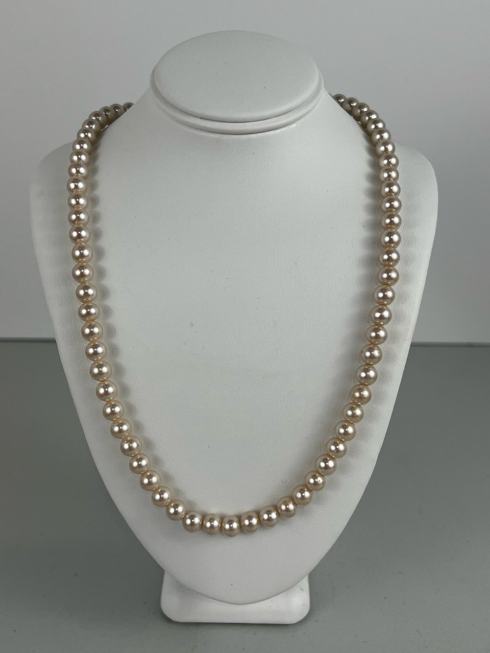 Vintage EVCO Faux Pearl Necklace